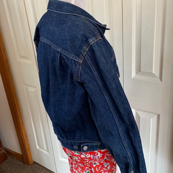 GUESS Denim Trucker Jacket ~ Medium Wash Blue Jean ~ Silver Buttons ~ XL - Picture 7 of 16